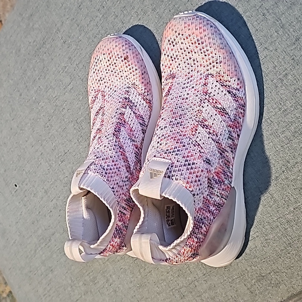 Addidas Cloud Foam Shoes